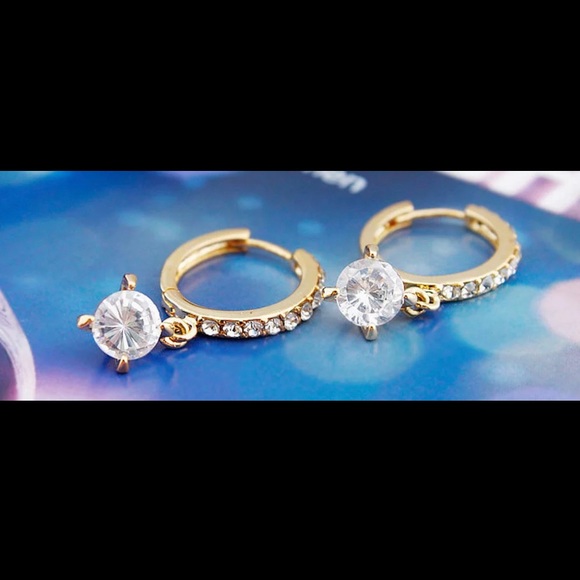 🍀New Austrian crystal Gold / Silver jewelry set. - Picture 14 of 14